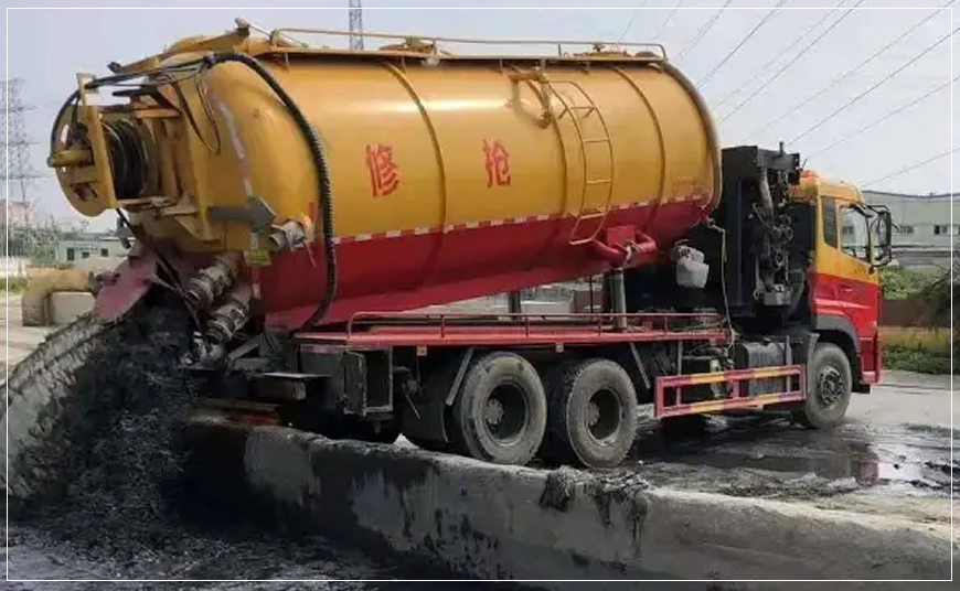 章贡沉淀池清理案例